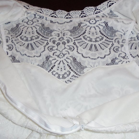 Dress Lace SMALL Cream color Long Sleeve Special Occasion Holiday Wedding - Picture 8 of 11